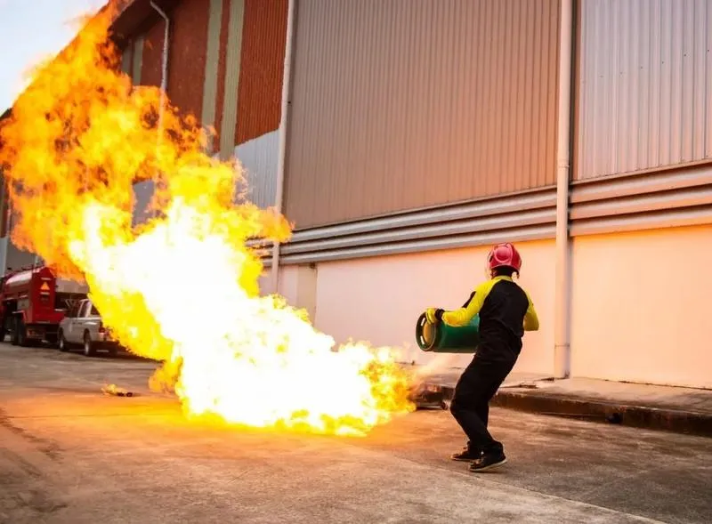 Nr 23 proteção contra incêndios